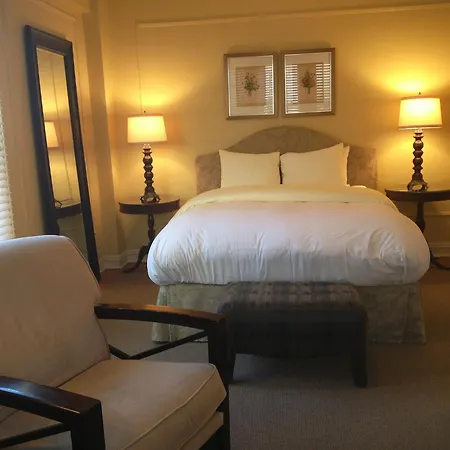 Morgan State House Inn Albany Room photo